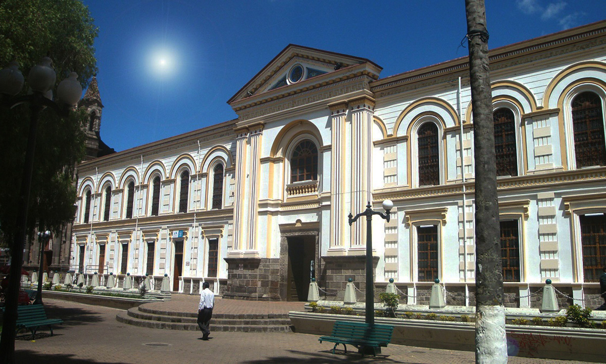 Estudios de Intervención Estructural en el Conjunto Urbano formado por los edificios patrimoniales de la Catedral, Palacio Episcopal y Capilla Episcopal de la Ciudad de Ibarra