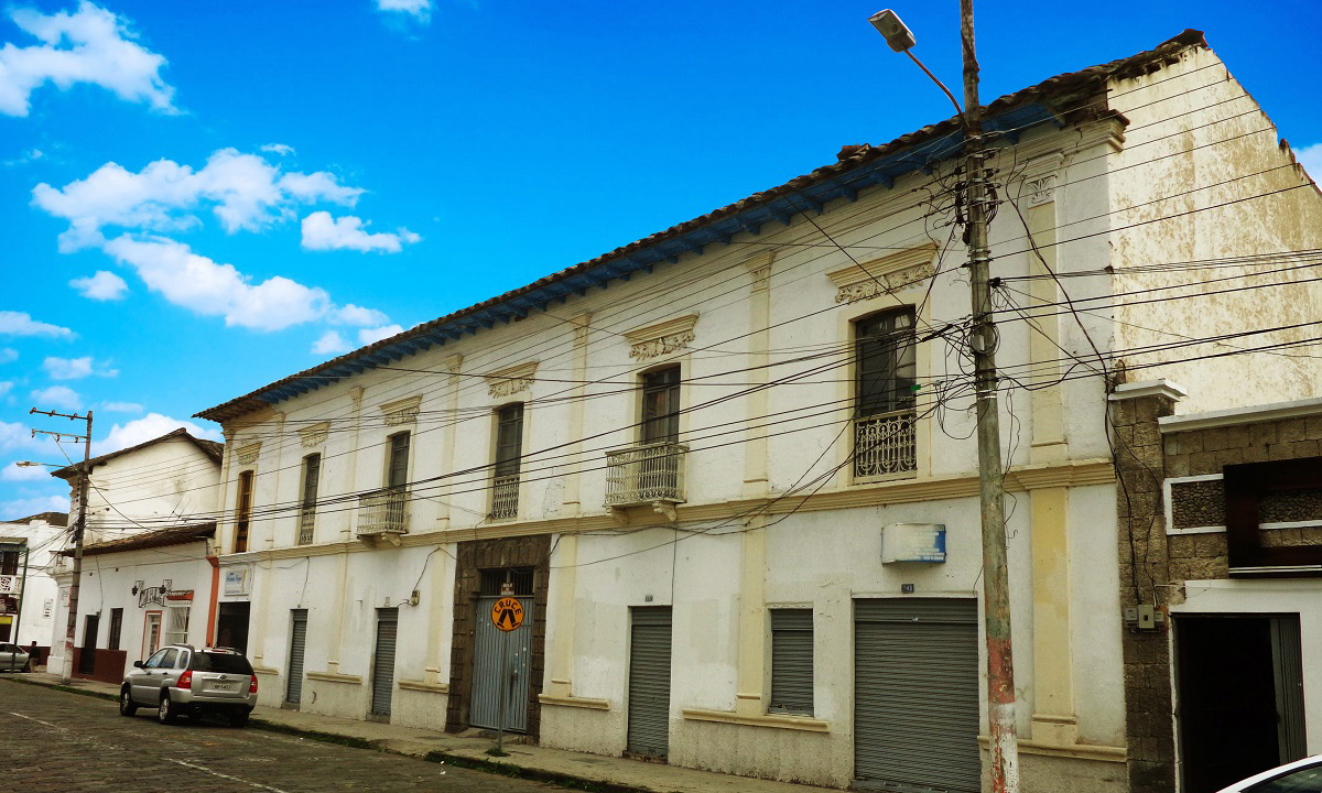 Evaluación Estructural para la Intervención del Bien Inmueble de propiedad de la Mutualista Imbabura ubicado en el Centro Histórico de Ibarra, Ibarra.